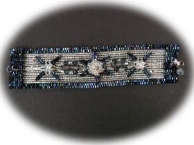 ArmbandWeissGlanzblau (1).jpg
